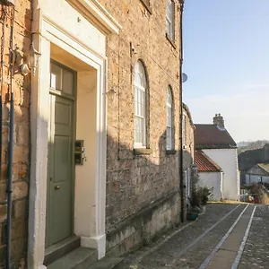 https://swale-view.yorkshirehotels.net